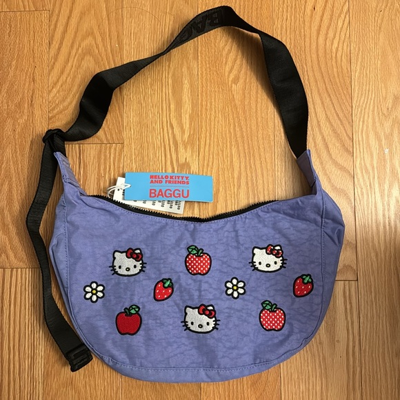 BAGGU Bags Nwt Baggu Hello Kitty Crescent Bag Medium Embroidered